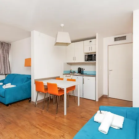 Apartment Rio - 200 M Plages - App 6pers- Climatise, Terrasse, Piscine, Parking *