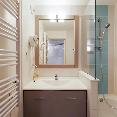Apartment Rio - 200 M Plages - App 6pers- Climatise, Terrasse, Piscine, Parking Cannes